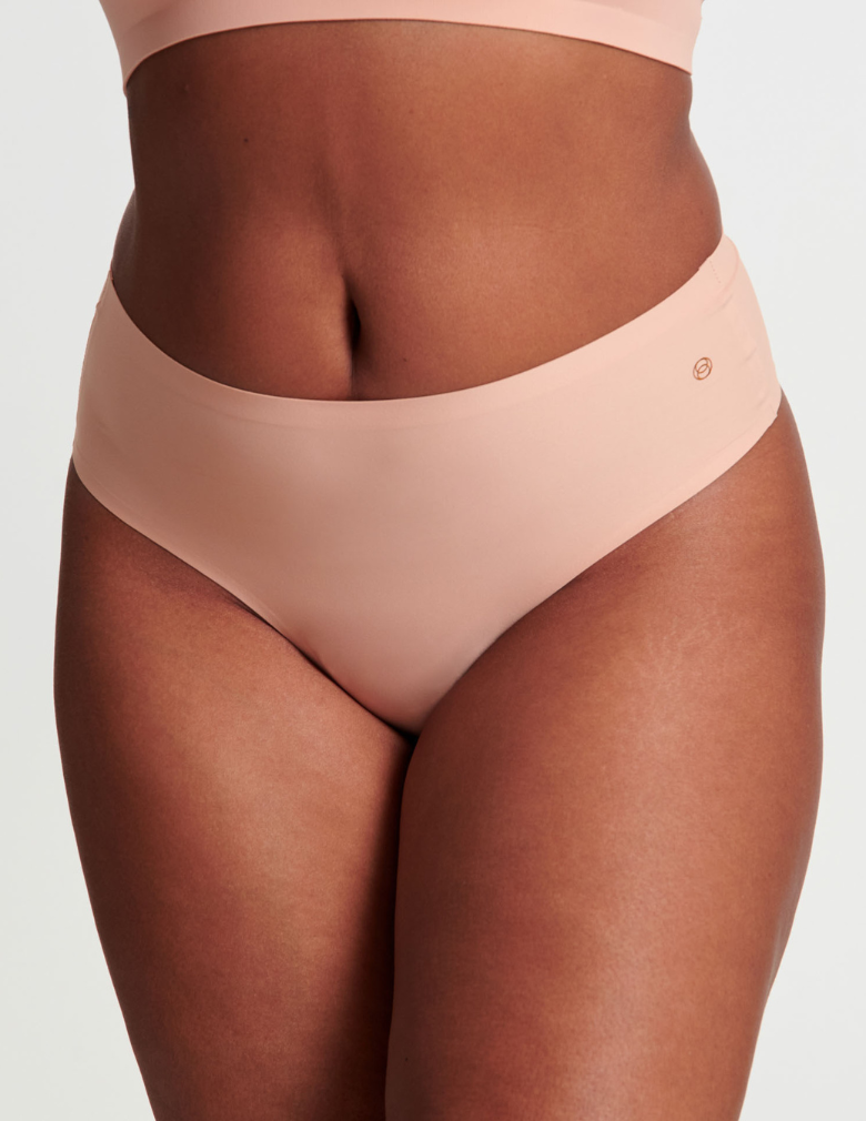 Evelyn & Bobbie High-Waisted Thong EB1703