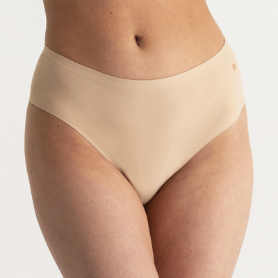 Evelyn & Bobbie High-Waisted Thong EB1703