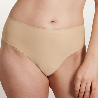 Evelyn & Bobbie High-Waisted Thong EB1703