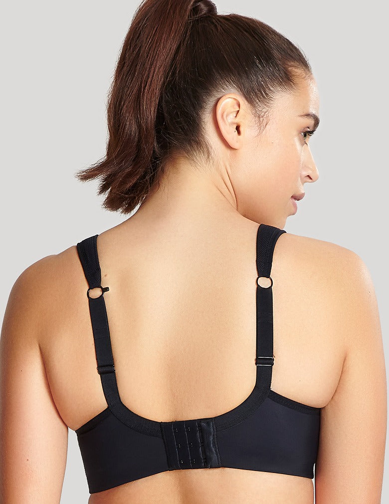 The Best Sports Bras for Boobs That Are Larger Than D-Cup - Brit + Co