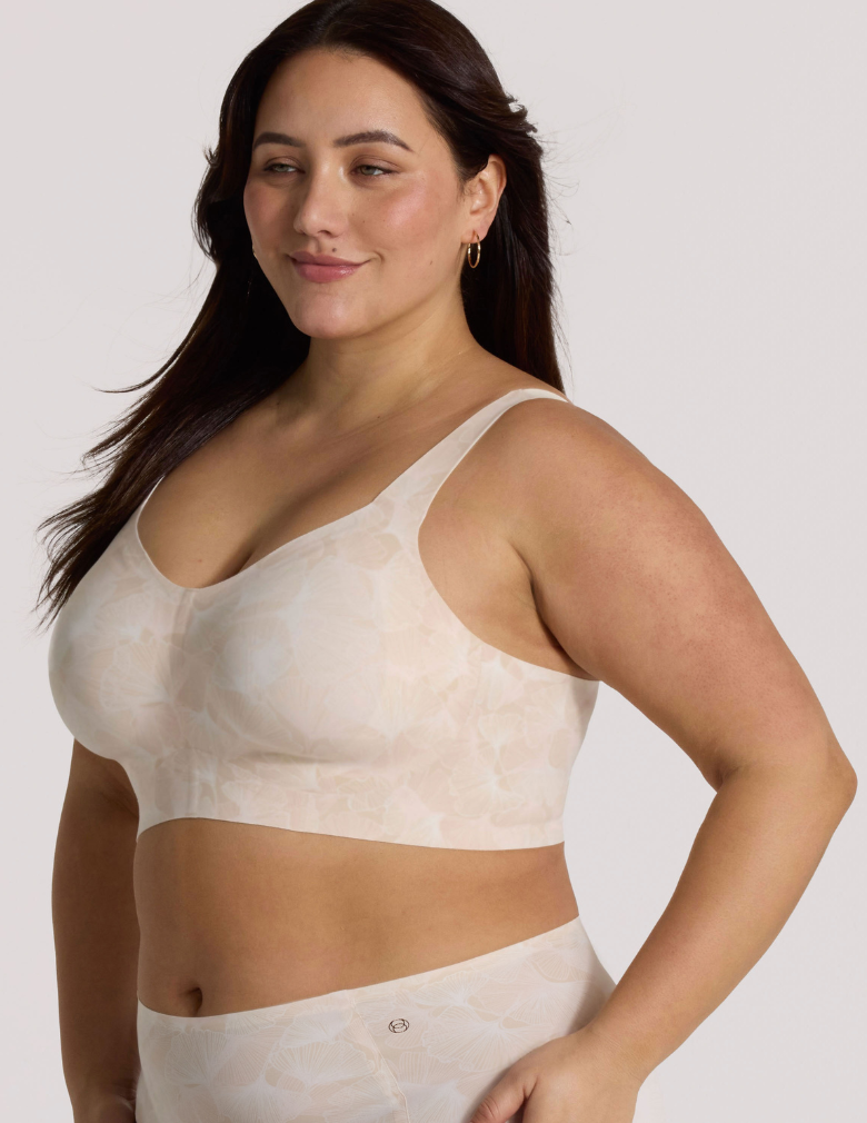 Evelyn & Bobbie Beyond Bra wirefree champagne ginko side view