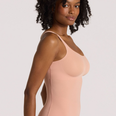 Evelyn & Bobbie EB1811 Structured Scoop Bra Tank