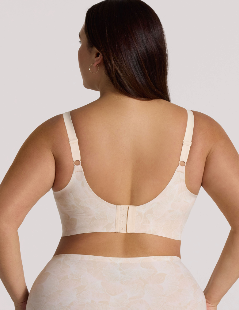 Evelyn & Bobbie Beyond Bra wirefree champagne ginko back view